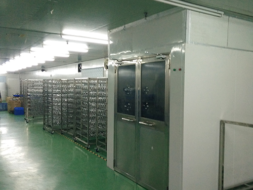 塑料电镀生产车间